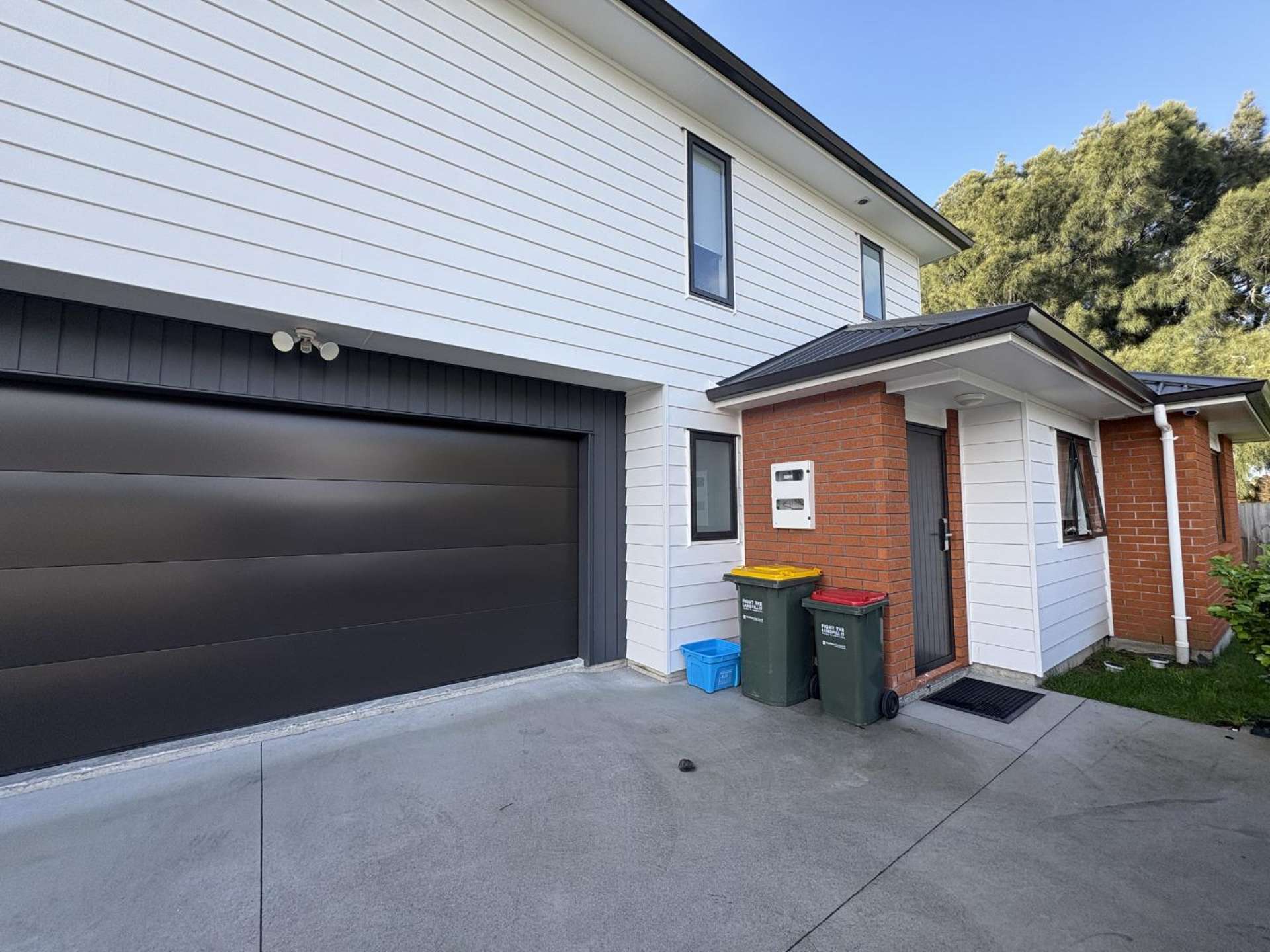 2A/23 Hibiscus Avenue Hamilton Lake_0