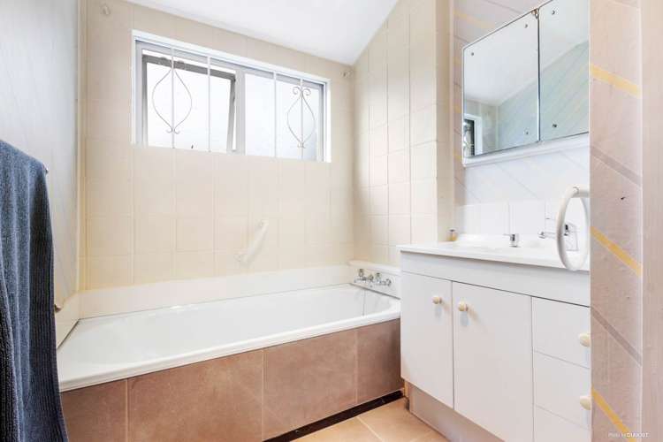 1/18 Matuhi Rise Henderson_13