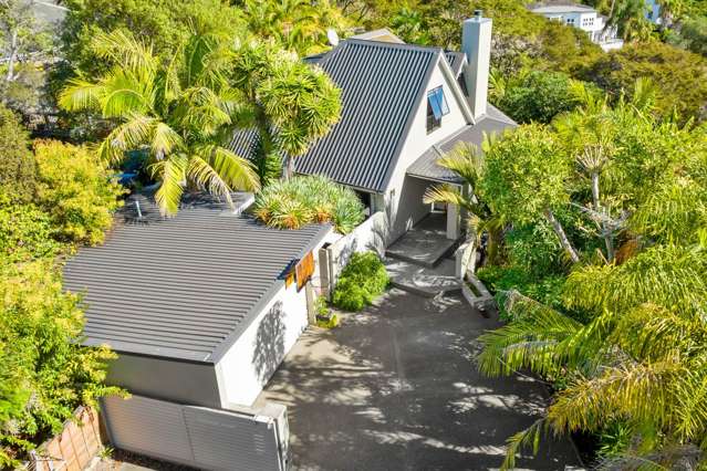 Nature Meets Lifestyle - the Bays at Your Doorstep