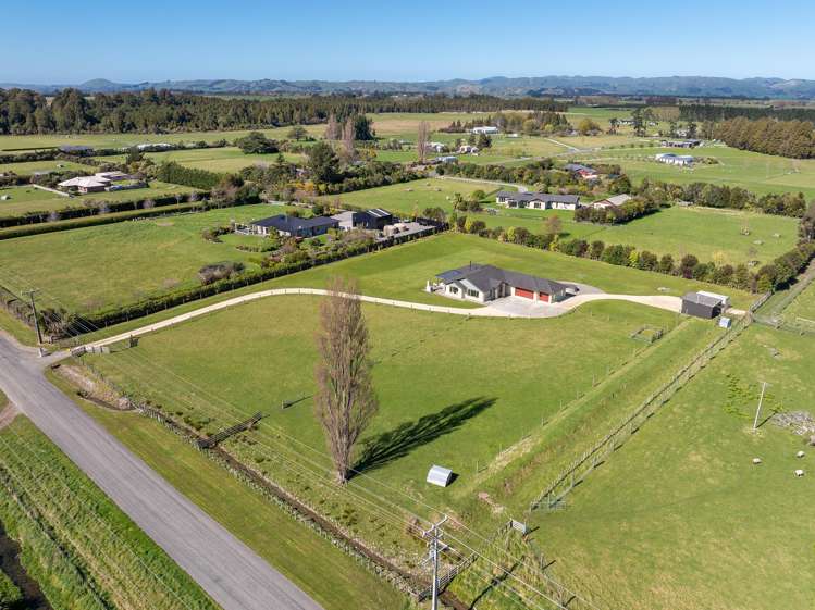 250 Hughes Line West Taratahi_23