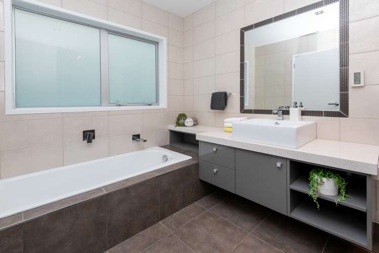 34a The Parade Bucklands Beach_23