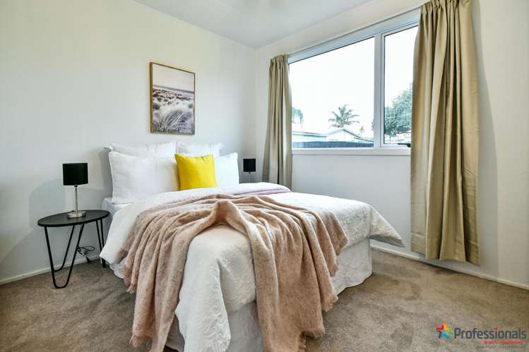 3 Serrano Place Clover Park_6