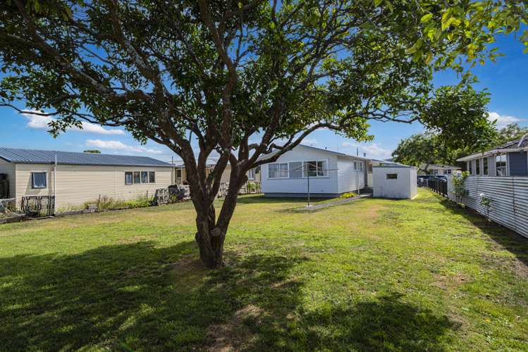 18 Meadow Park Crescent Tikipunga_16