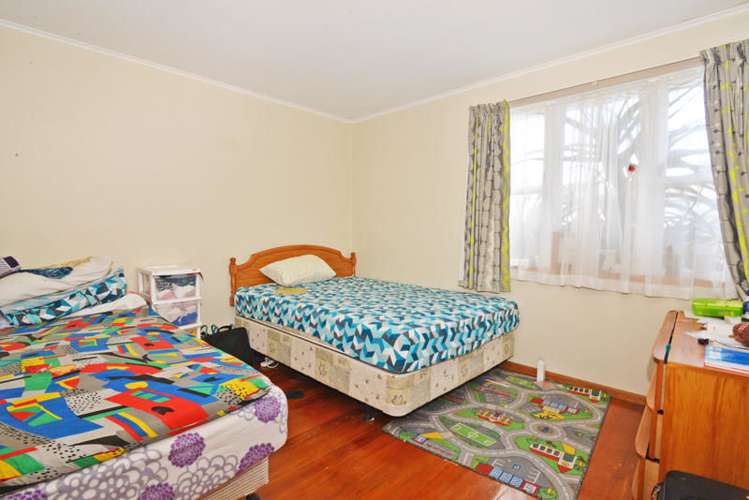 37 Nile Road Kelston_6