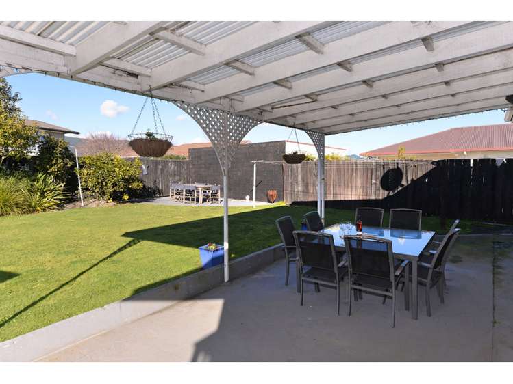 5 Tennyson Crescent Stoke_1