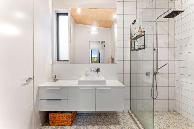 9 Andre Rise Stanmore Bay_22