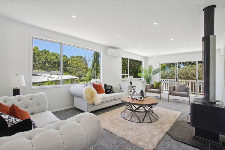 2/80 Cascades Road Pakuranga Heights_4