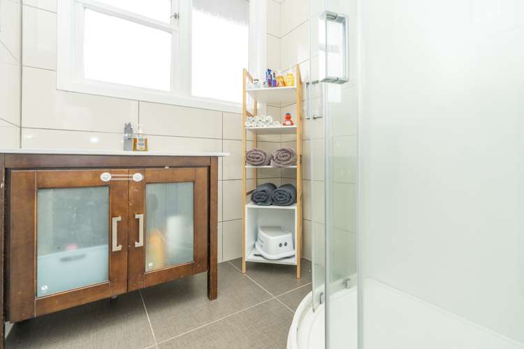 23 Susan Place Deanwell_11