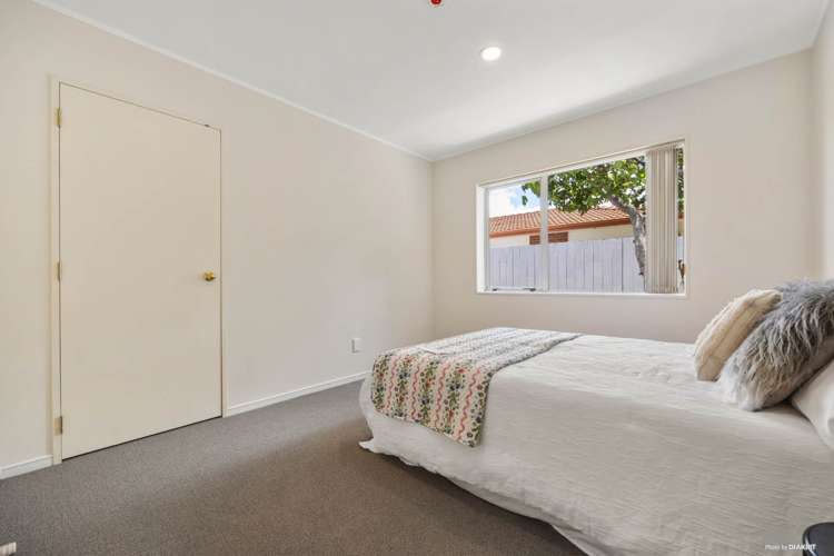 114 Crawford Avenue Mangere Bridge_9