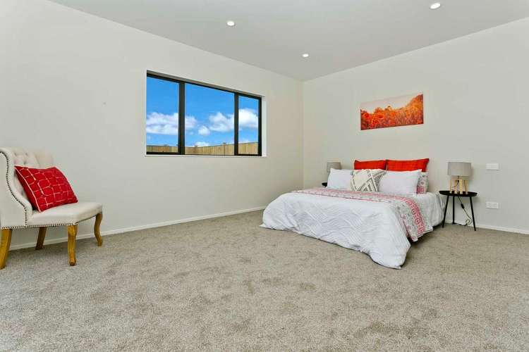 18 Surf View Crescent Red Beach_12