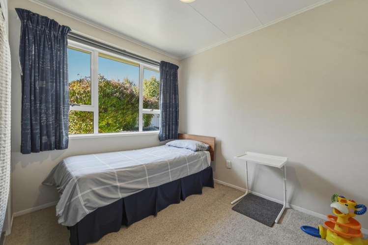 18 Alison Street Mangakakahi_12