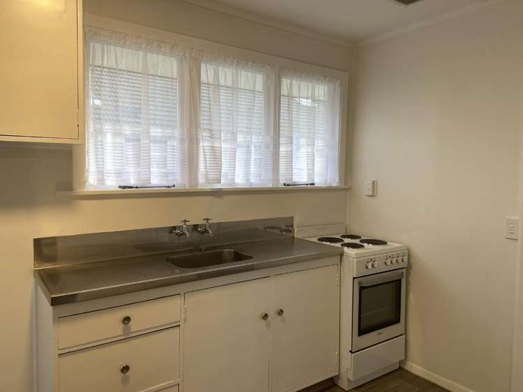 1/555 Fergusson Drive 11322_3