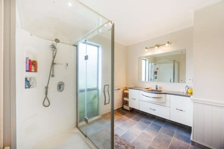 570 Featherston Street Roslyn_32