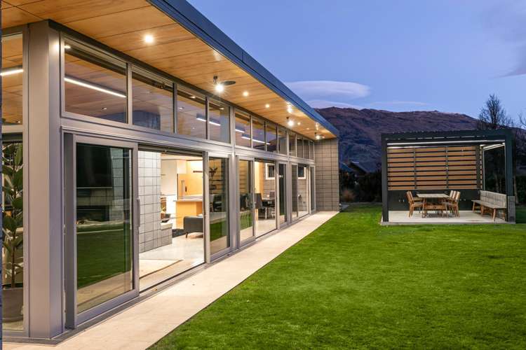23 Mountain View Drive Wanaka_28