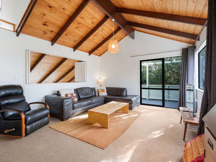 11 Waitawa Place_5