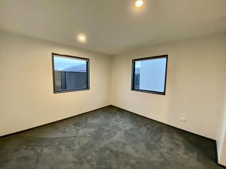 22 Whittington Drive 11103_5