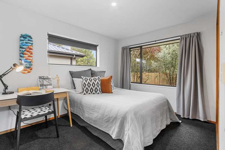 2/5 Astor Place Halswell_9