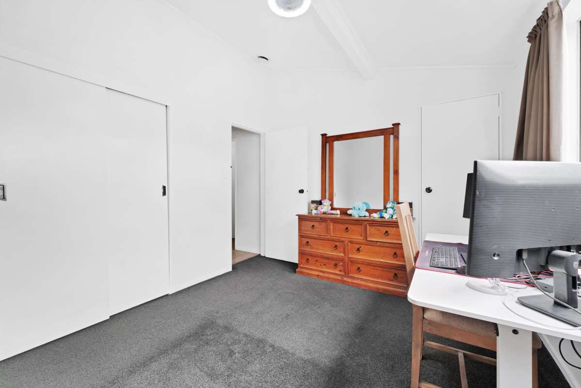 2/264 Grounsell Crescent_5