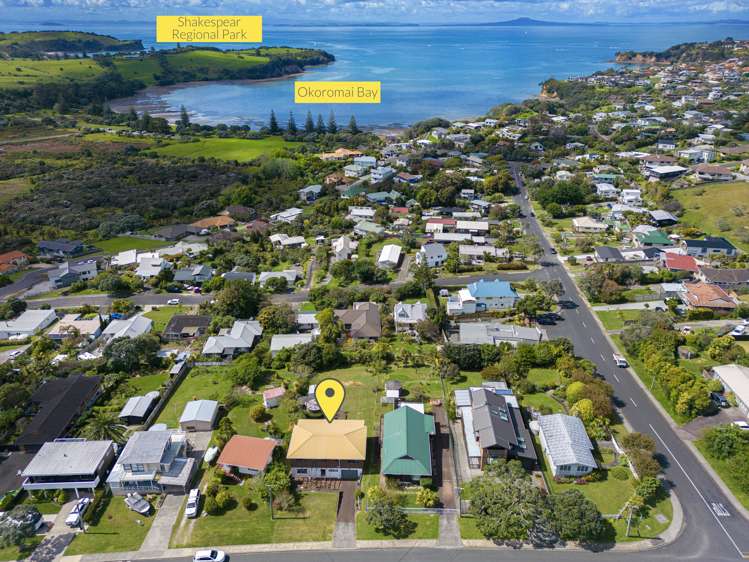 1435 Whangaparaoa Road Army Bay_27