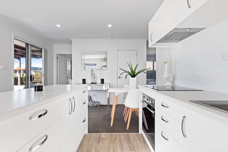 62 Arrow Close Papamoa_5