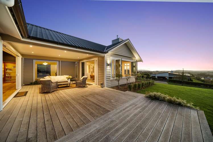 22 Lawrence Carter Drive Bombay_25