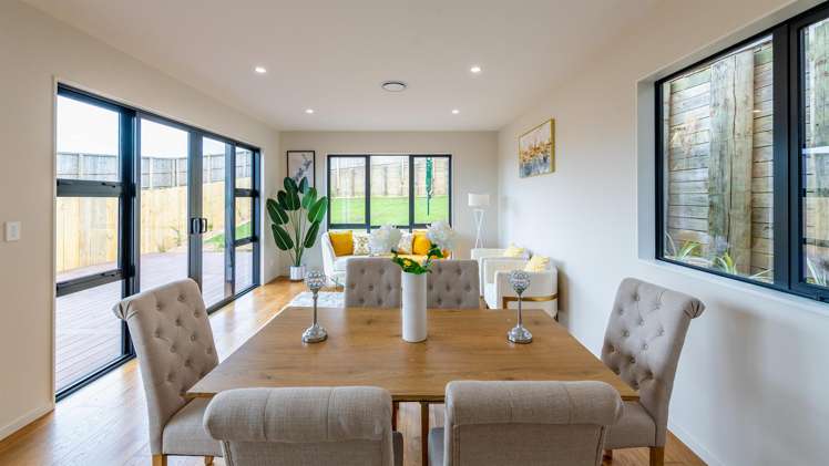 144 Ninth View Avenue Beachlands_12