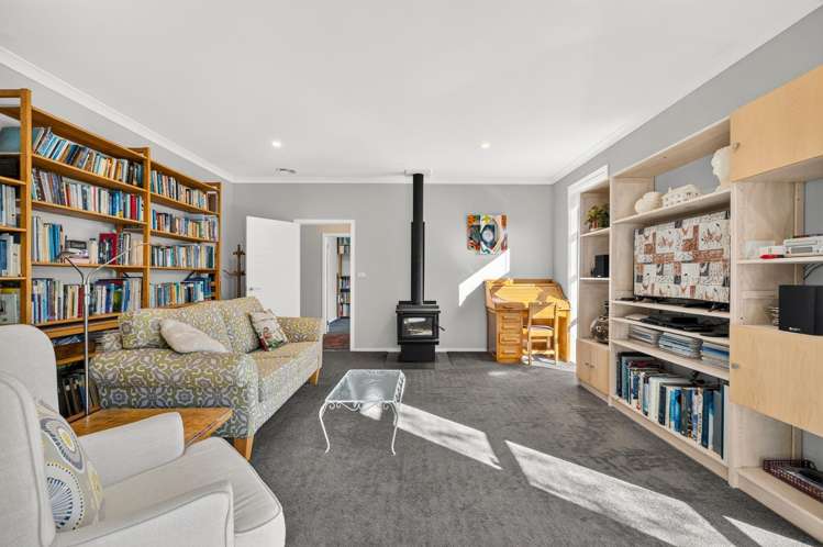 20 Genia Drive Wakefield_8