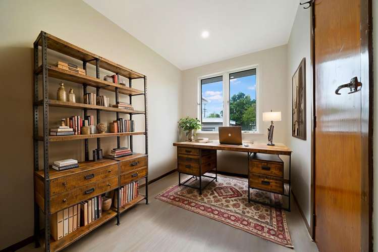 19 Cobham Crescent Kelston_5