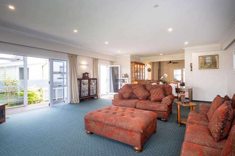 36 Nelson Crescent Napier South_6