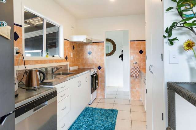 36 Whitby Avenue Whitianga_2