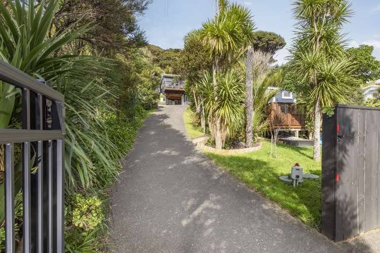 125 Seaview Road Piha_36