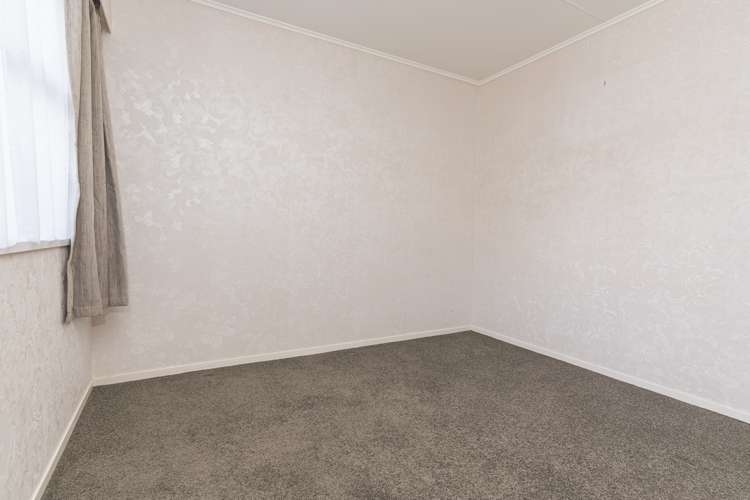 68 Warwick Street Feilding_12