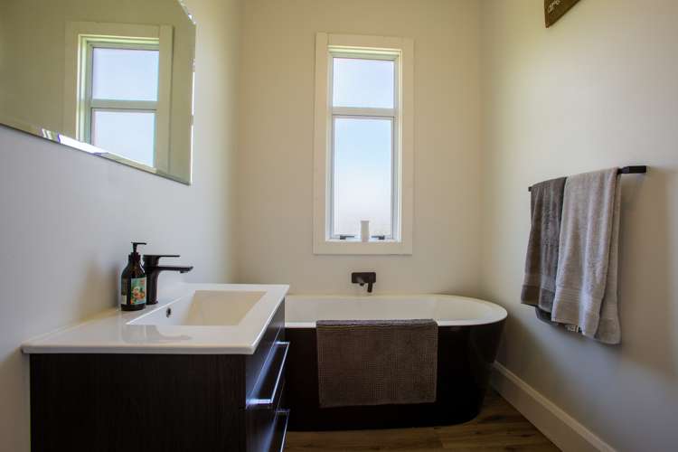 133 Adelaide Road Dannevirke_10