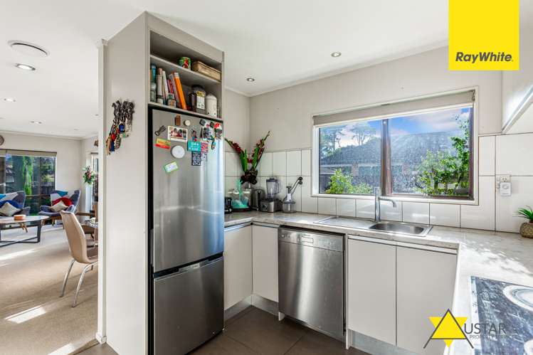 2/41a Titirangi Road New Lynn_7