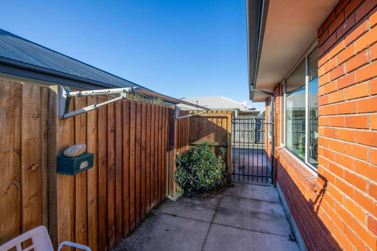 2/21 Awatea Road Hornby_17