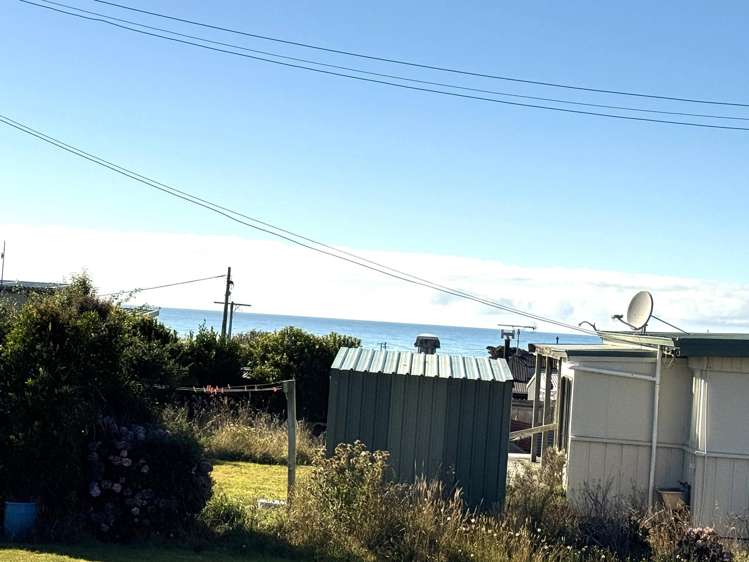 8 Kowhai Street Kaka Point_23
