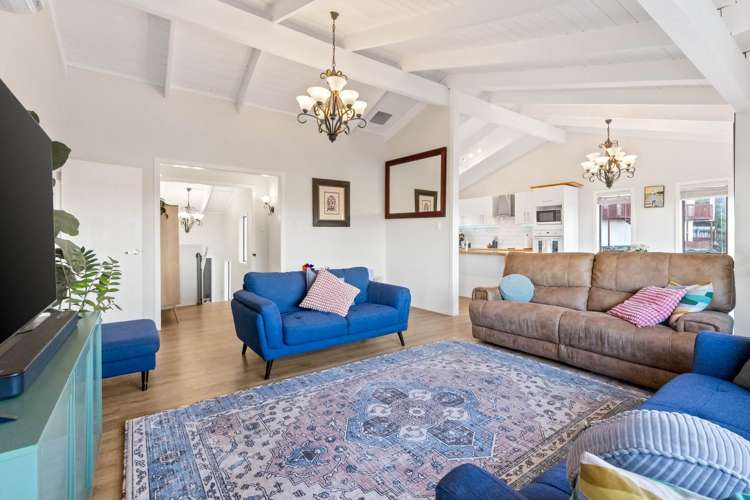 10 Orewa Heights Crescent Orewa_7