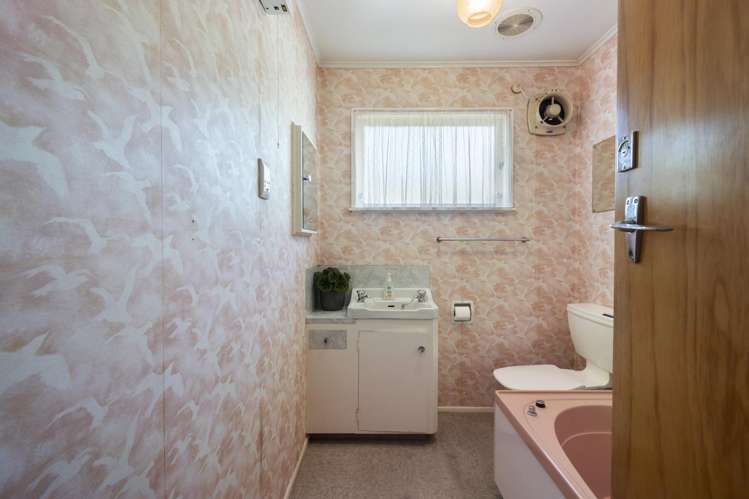 249 Vogel Street Roslyn_19