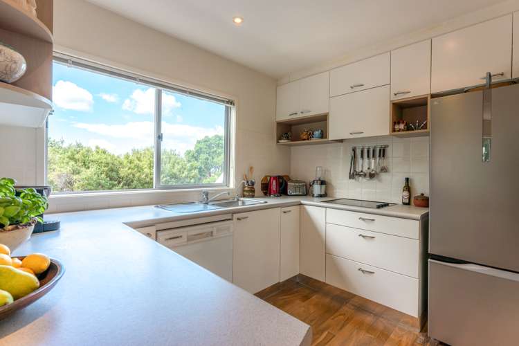 44 View Road Ostend_10