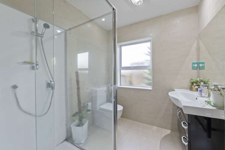 57 Pitt Avenue Clendon Park_20