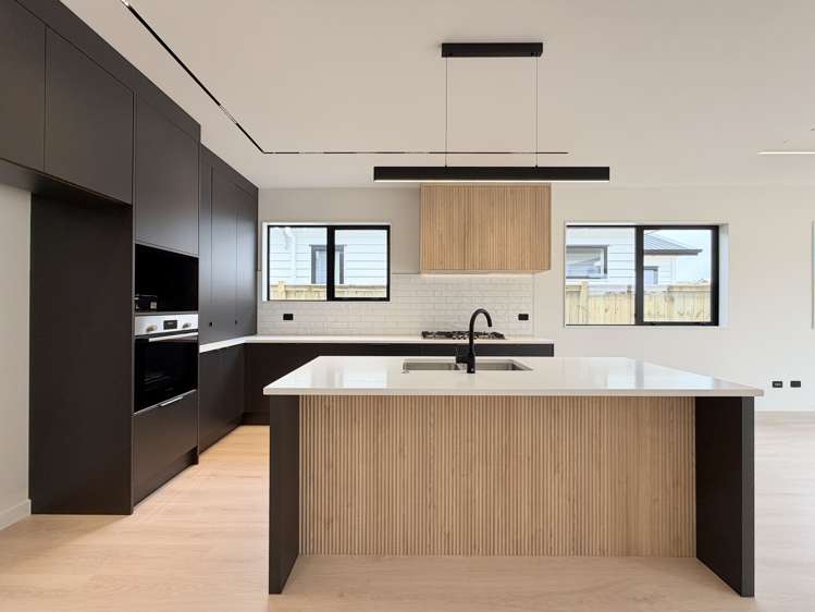 386 Te Taruna Drive_4