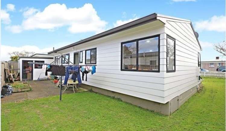 2/39 Sturdee Road Manurewa_1