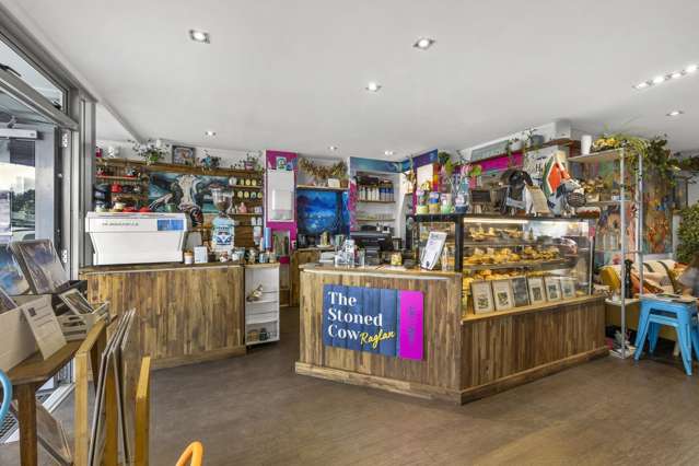 12 Bow Street Raglan_3