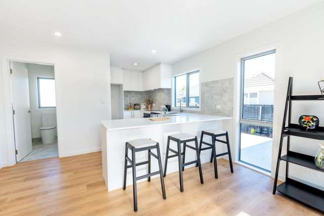 Fresh, Bright & Ready for You