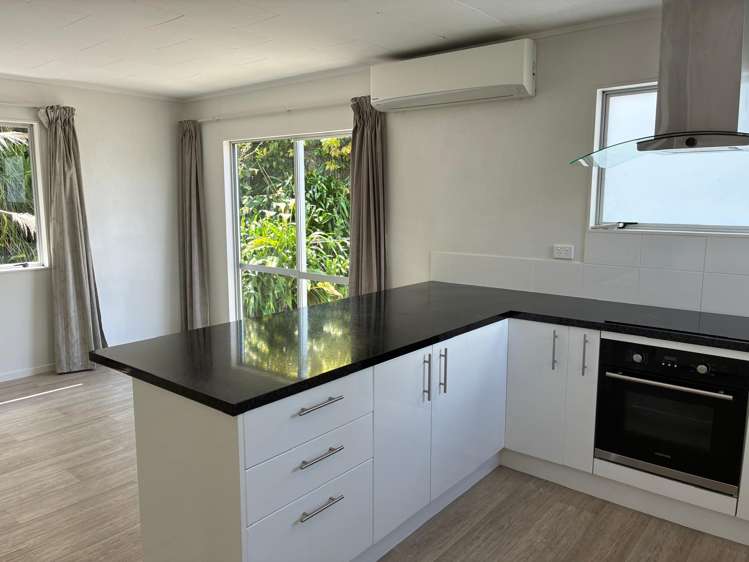 B/605 Whangaparaoa Road Stanmore Bay_10