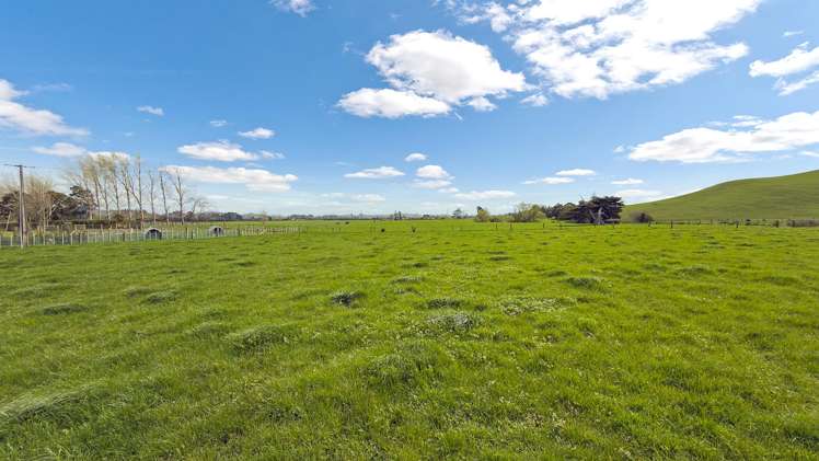 49 Awaroa Road Waerenga_11