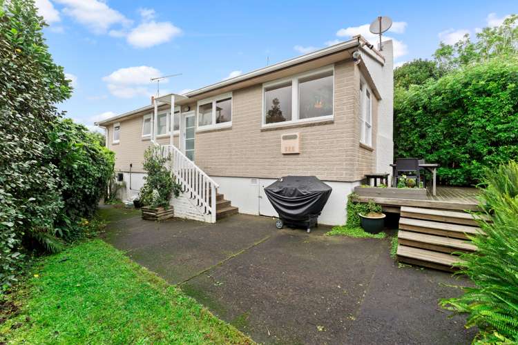 1/48 Woodside Avenue Northcote_14