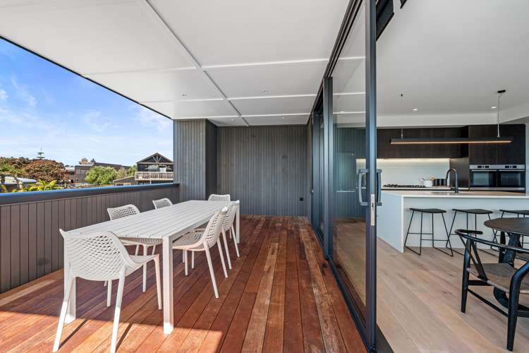 144 Omaha Drive Omaha_9