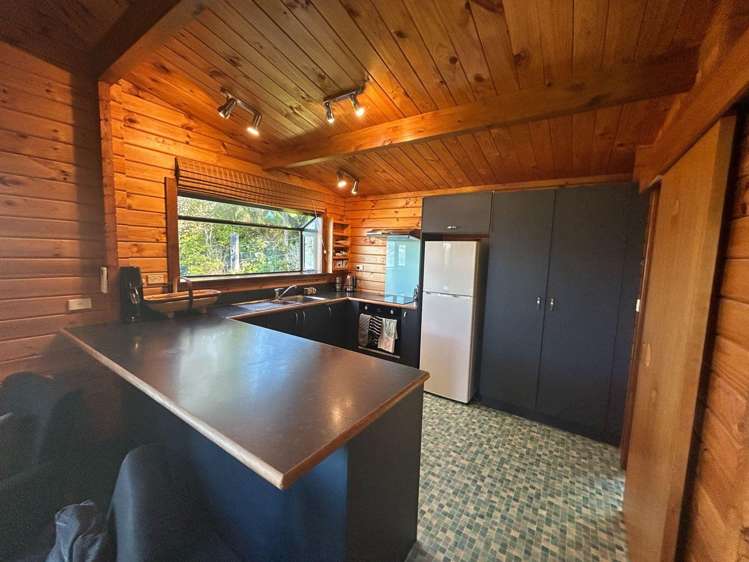 49A Cornwall Rd Lyttelton_1