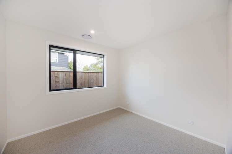 16B St Albans Avenue Hokowhitu_16